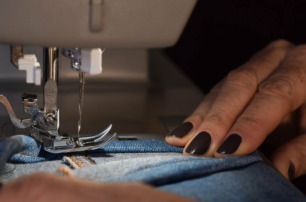 Ladies Tailor, Ladies Suit Stitching